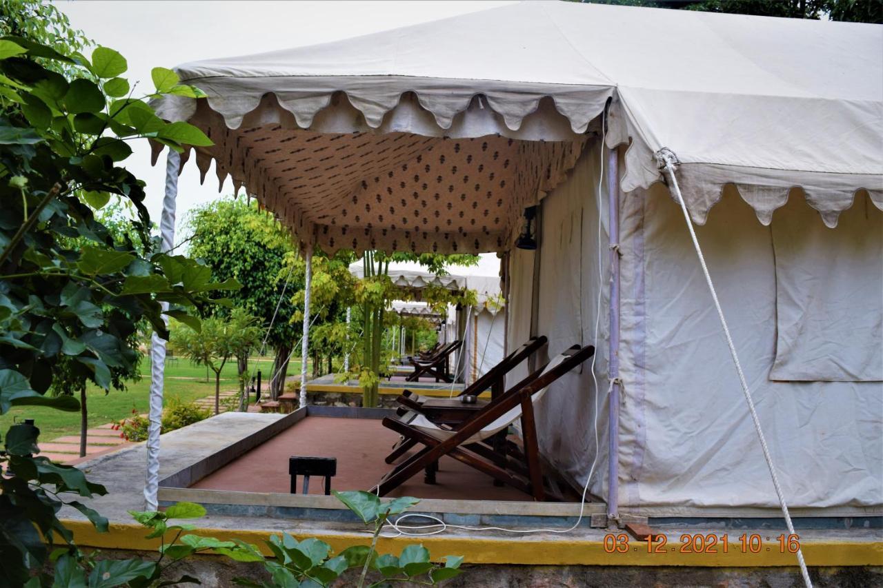 Khilchīpur Ranthambhore Bagh Dwar Camp מראה חיצוני תמונה
