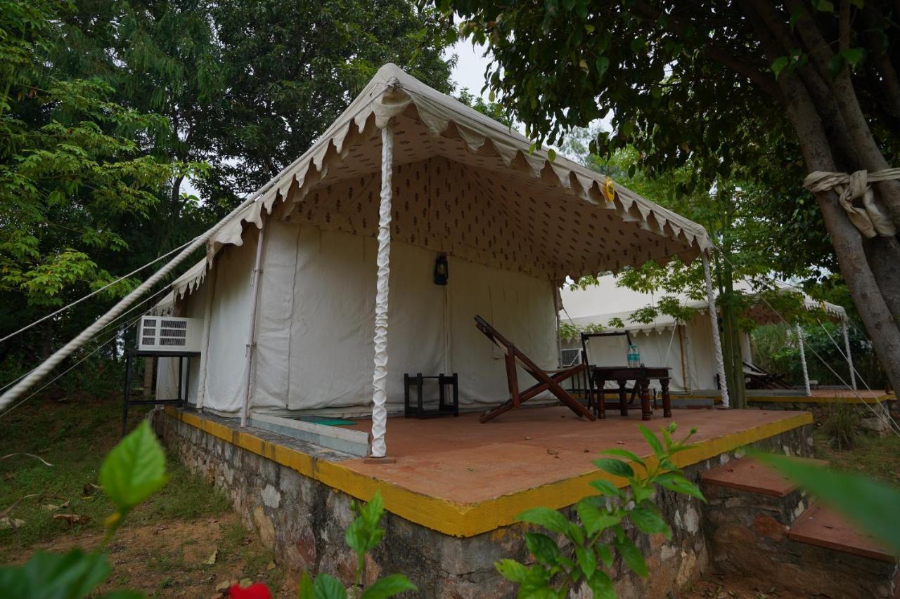 Khilchīpur Ranthambhore Bagh Dwar Camp מראה חיצוני תמונה